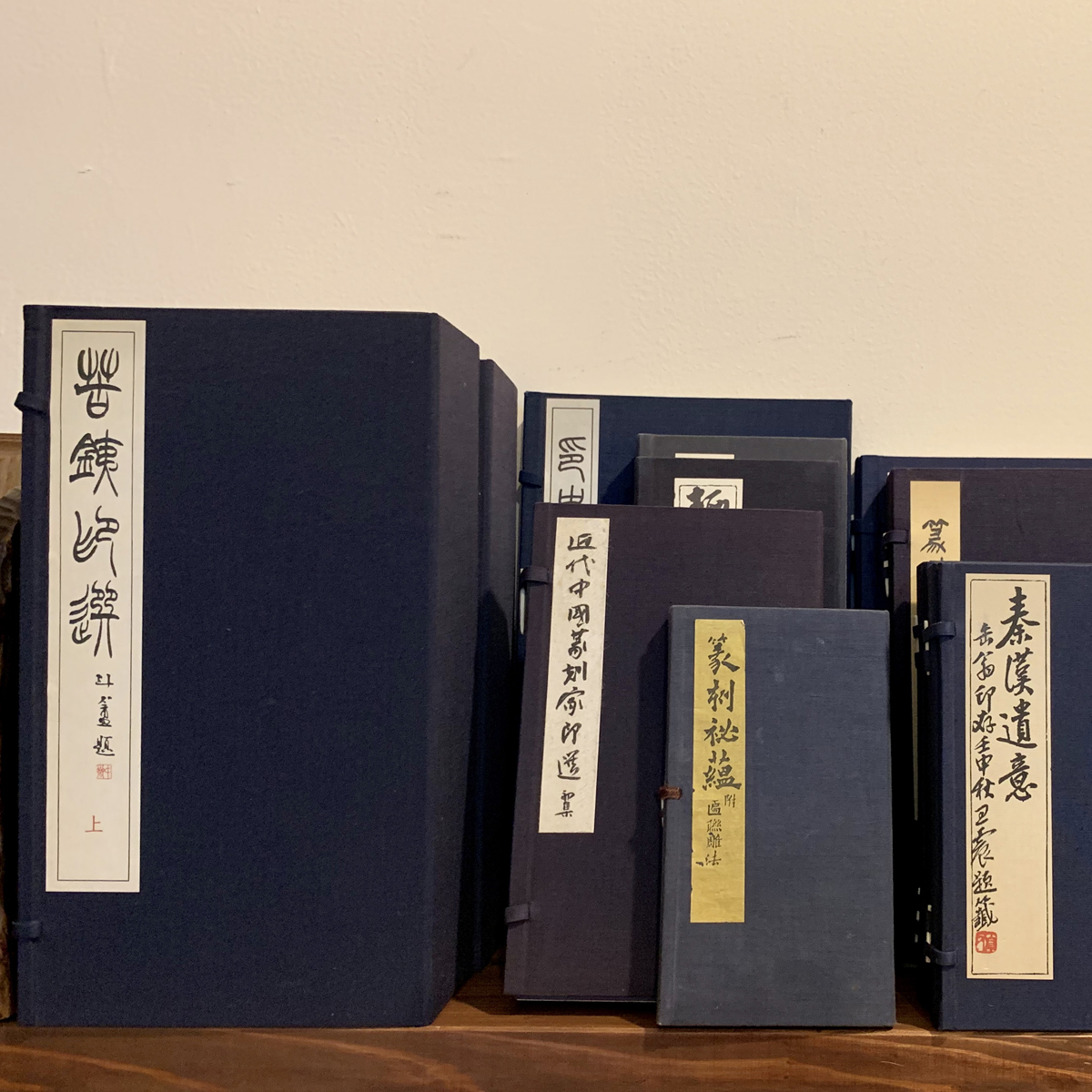 古書、古典、古い本の遺品整理は古書象々が出張買取します。