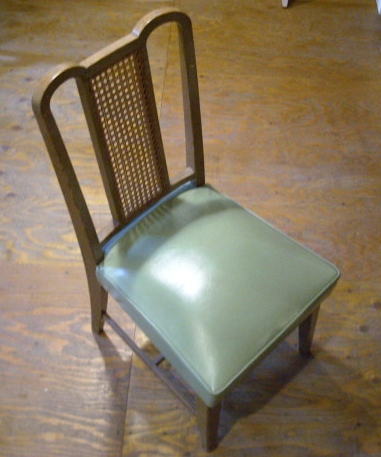 村野藤吾の、椅子。