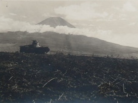 ９７式中戦車と思われる写真１８枚｜日本軍資料
