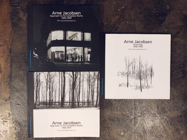 アルネ・ヤコブセン Arne Jacobsen: Approach to his Complete Works 1926-1949 / Approach to his Complete Works 1950-1971 / Drawings 1958-1965 3冊セット ｜ 建築書・デザイン