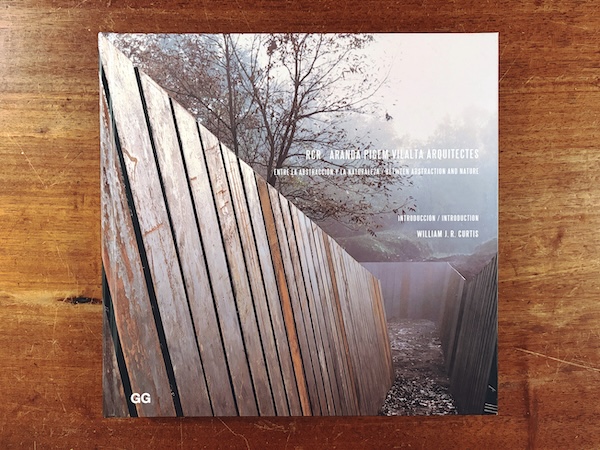RCRアーキテクツ　RCR ARANDA PIGEM VILALTA ARQUITECTES ｜ 2004・Gustavo Gili ｜ 建築書